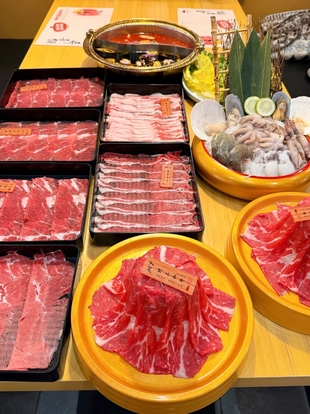 武汉最值得去的和牛寿喜锅自助~