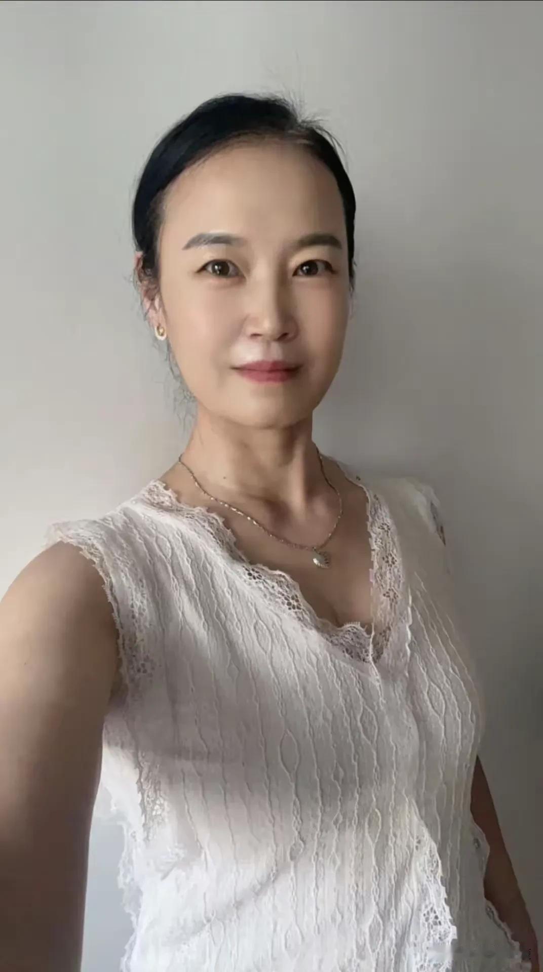 美女的美丽体现在何处呢？