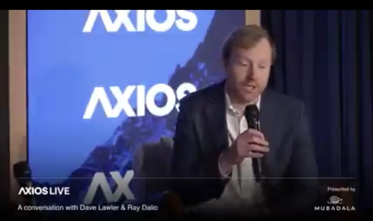 桥水基金创始人瑞·达利欧在本周迪拜举行的世界政府峰会上明确表示，世界正处于“资本