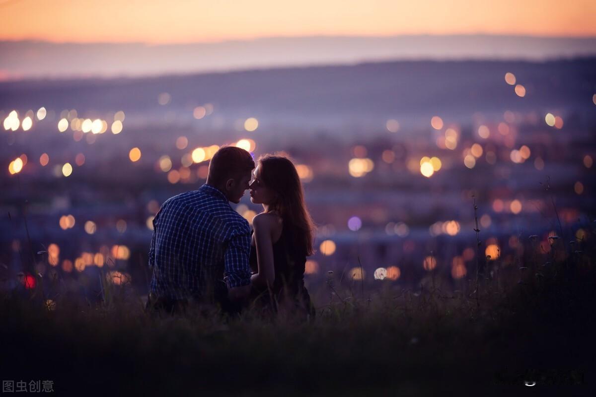 标题：《离婚背叛竟引3亿财富争夺，普通夫妻反转成豪门战争》

我叫李明，今年五十