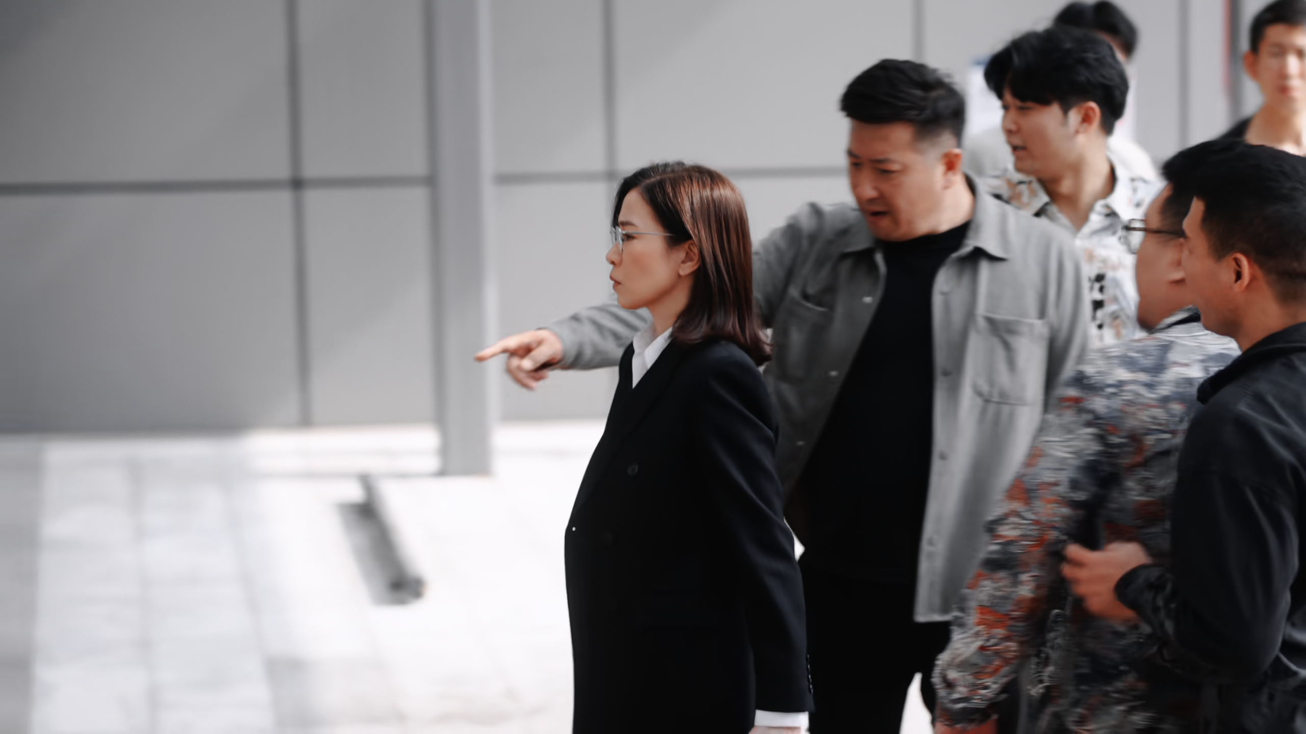 太是那个了。。 