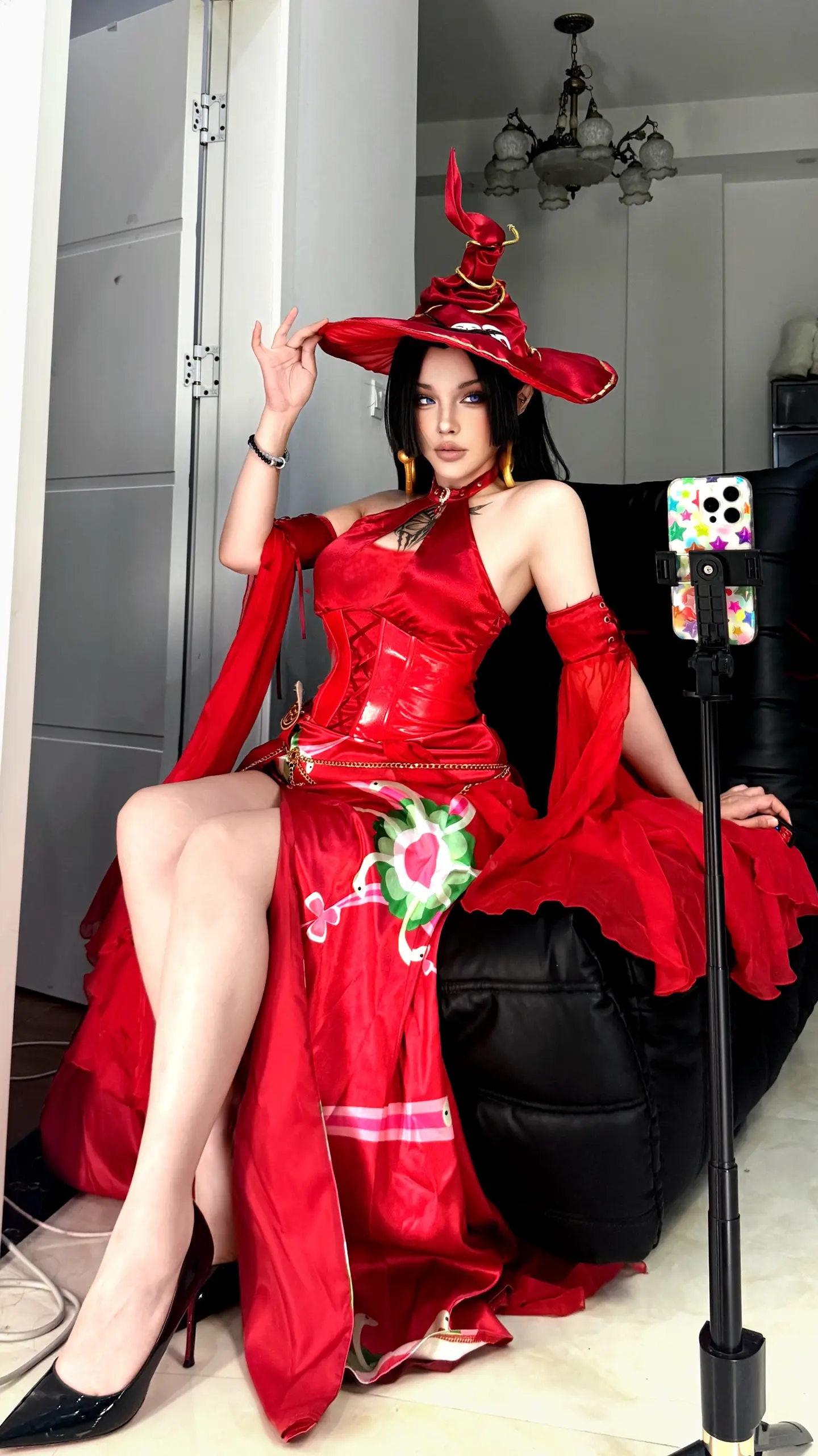 你还是少打听我吧。你把你那苦日子过好了比什么都强