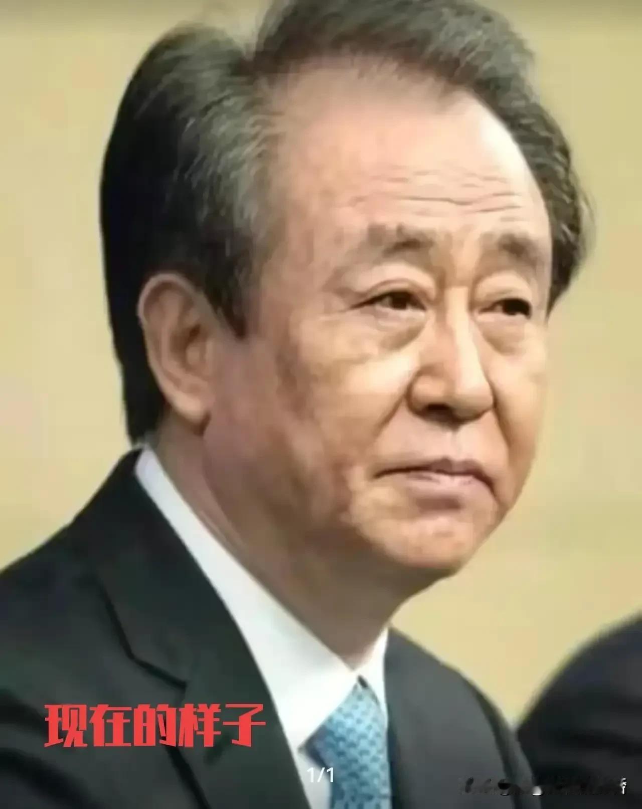 首富成首负也就在刹那之间,他不是个例，还有很多很多的假富豪，只是还没有撕破那层纸