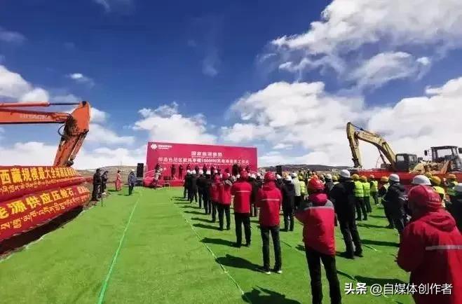 十三载深耕磨一剑，百亿级三峡新通道正式启航
 
总投资突破772亿元的三峡水运新