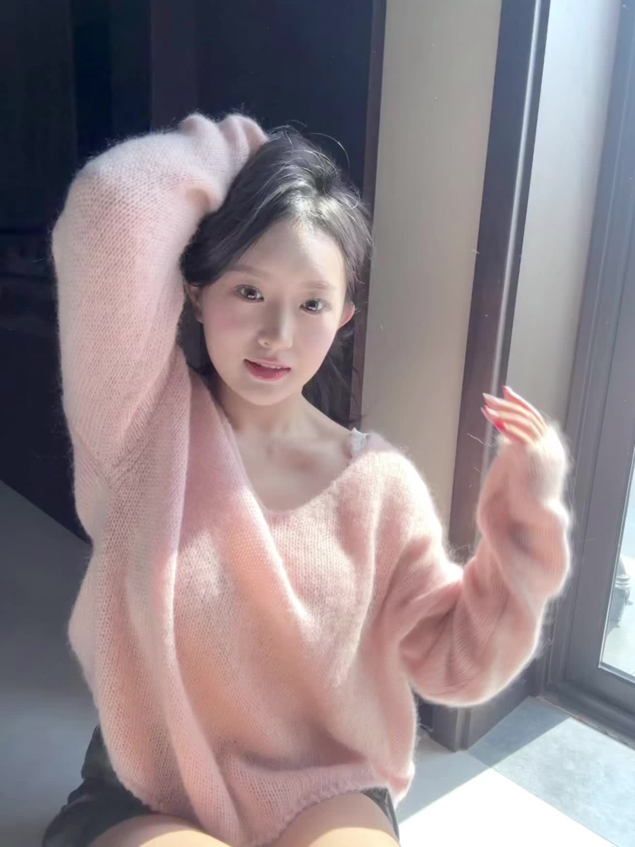 能摸摸你吗 感觉你毛绒绒的 像我的狗