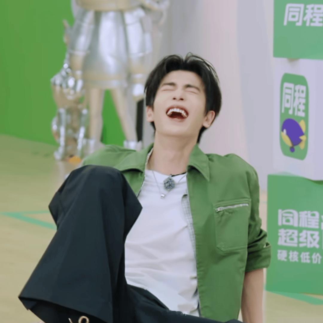 就这样身娇体软易推倒 把咪逗乐就行