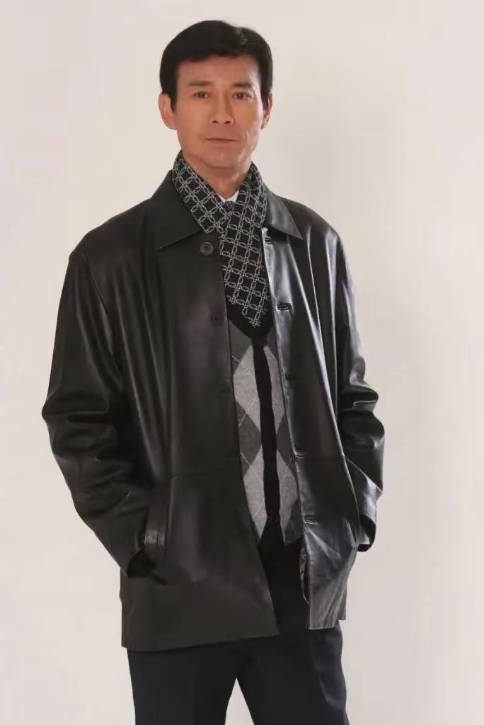 79岁的郑少秋罕见分享近况，首次亲述多年淡出公众视野的背后原因：他选择放慢生活节