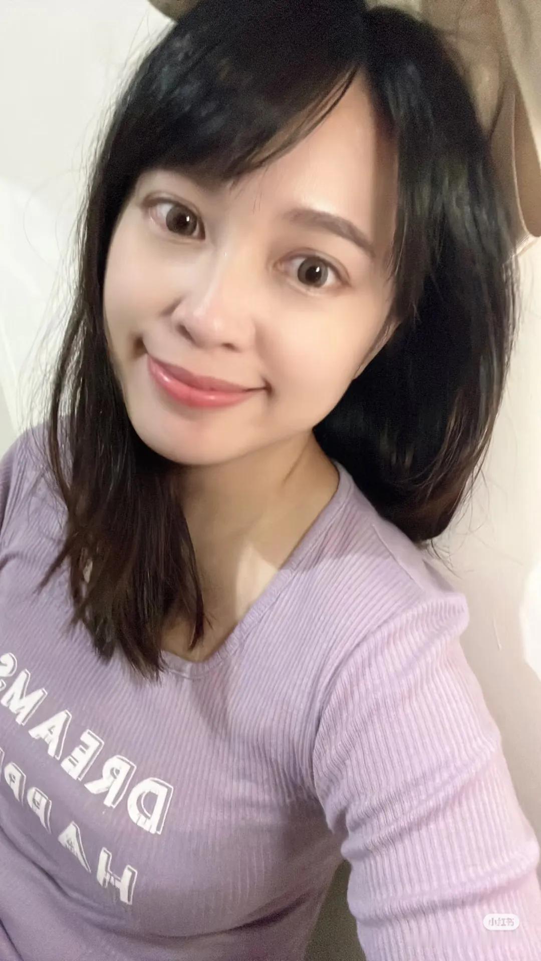 话说台湾近几年就推出了许多颜值和气质都相当不错的新晋博主，而言吾语就是其中之一。