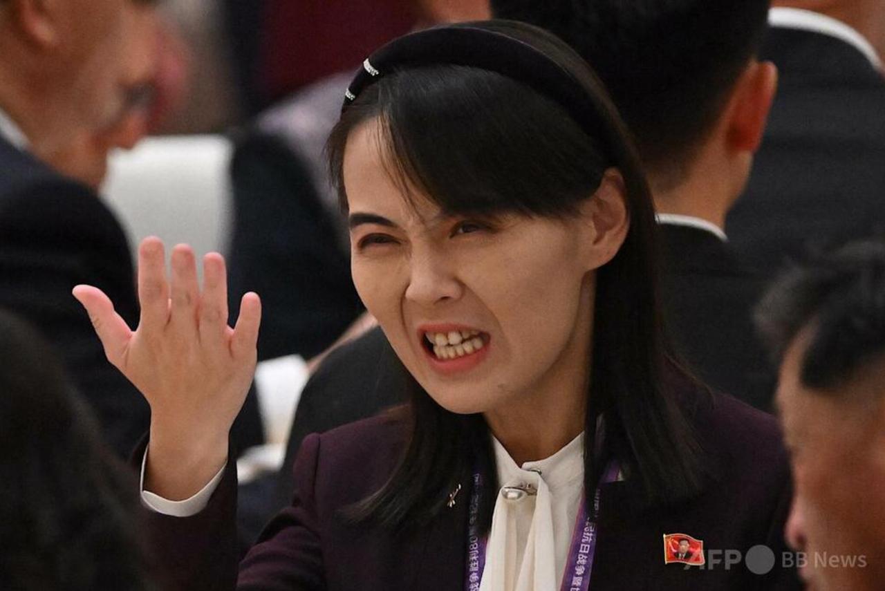 【朝鲜借金与正谈话的对日批判持续升级，朝鲜评论家称“小泉成为军国化急先锋”。】8
