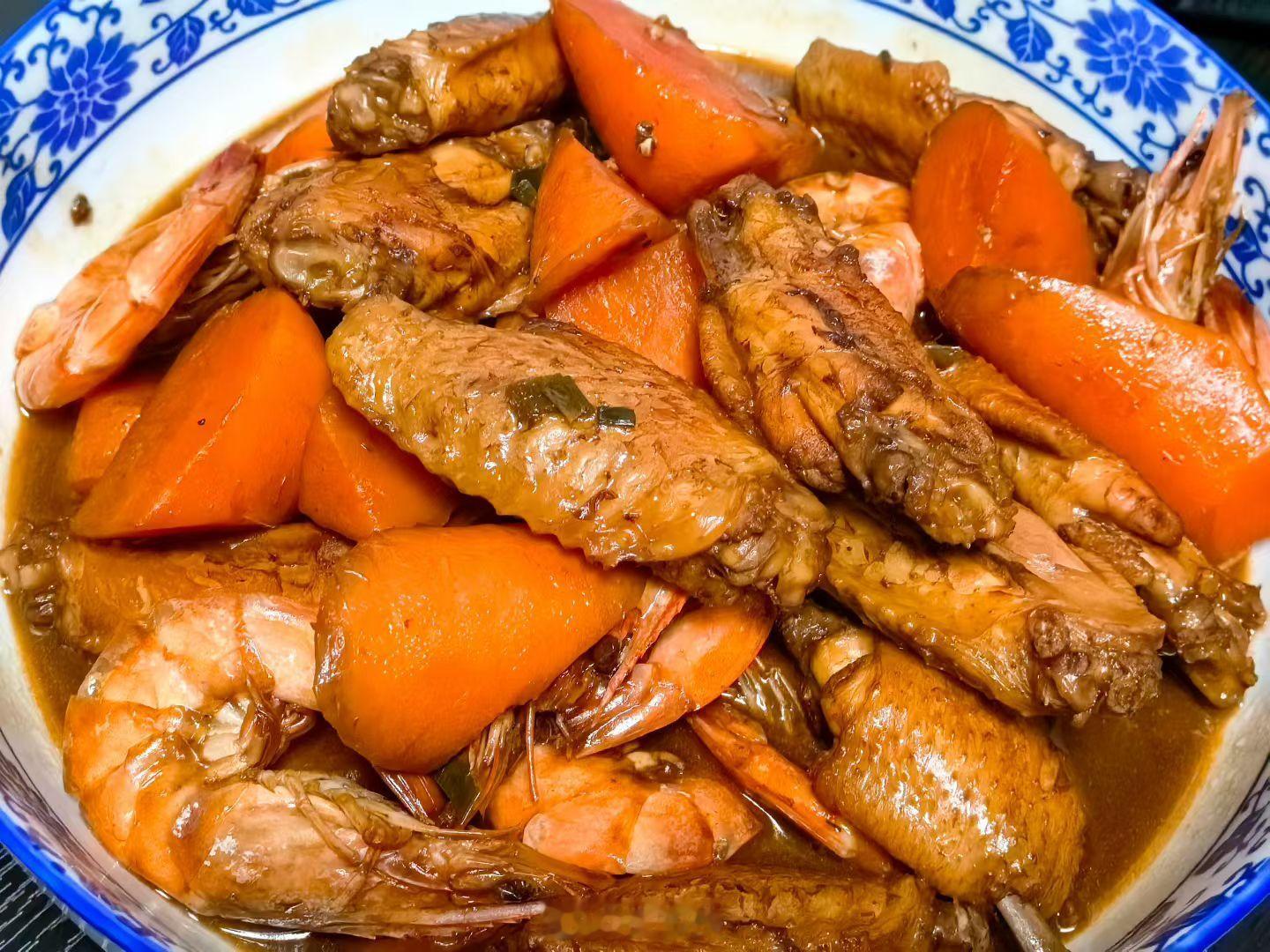 胡萝卜 鸡翅 虾，这是什么菜？[允悲] ​​​
