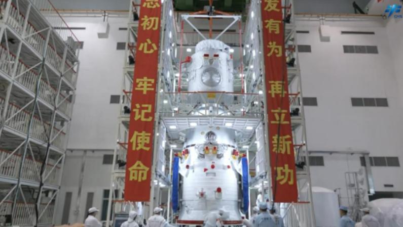 官方透露这次选择神舟二十一号飞船返回的原因，主要是因为神舟二十号和二十一号同属一