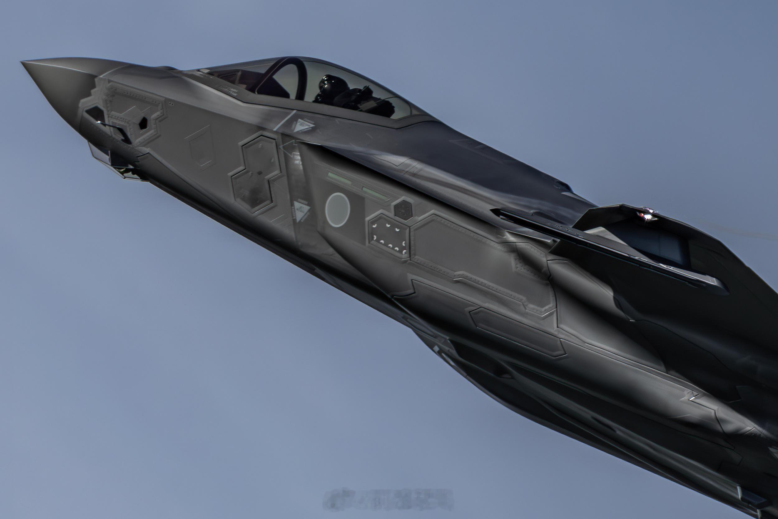 9张F35A隐身战斗机高清无水印组图更新，其他机型马上就来，欢迎加入V+群内保存