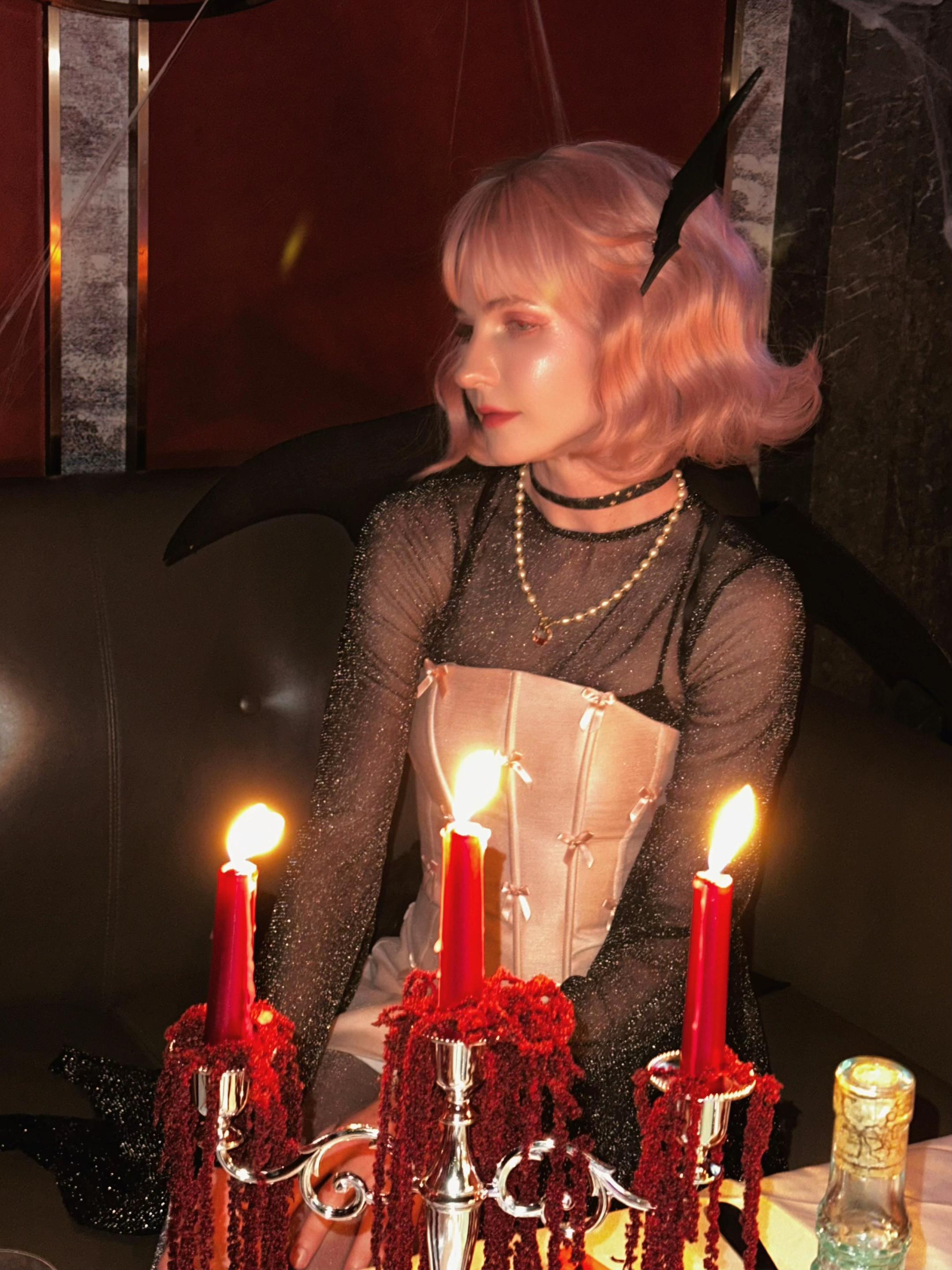 小魔女随拍🖤🍷✨🦇🔮。