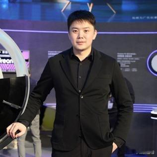 如果说产品质量问题是追觅科技的第一道“伤疤”，那么形同虚设的售后服务，就是在这道