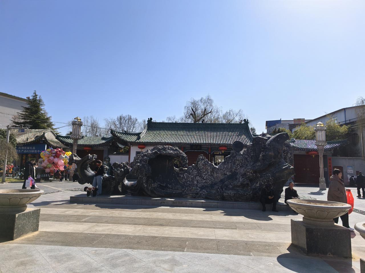 2026年2月20日，正月初四，打卡宝鸡市凤翔区东湖。今天气温直接飙升到22°，