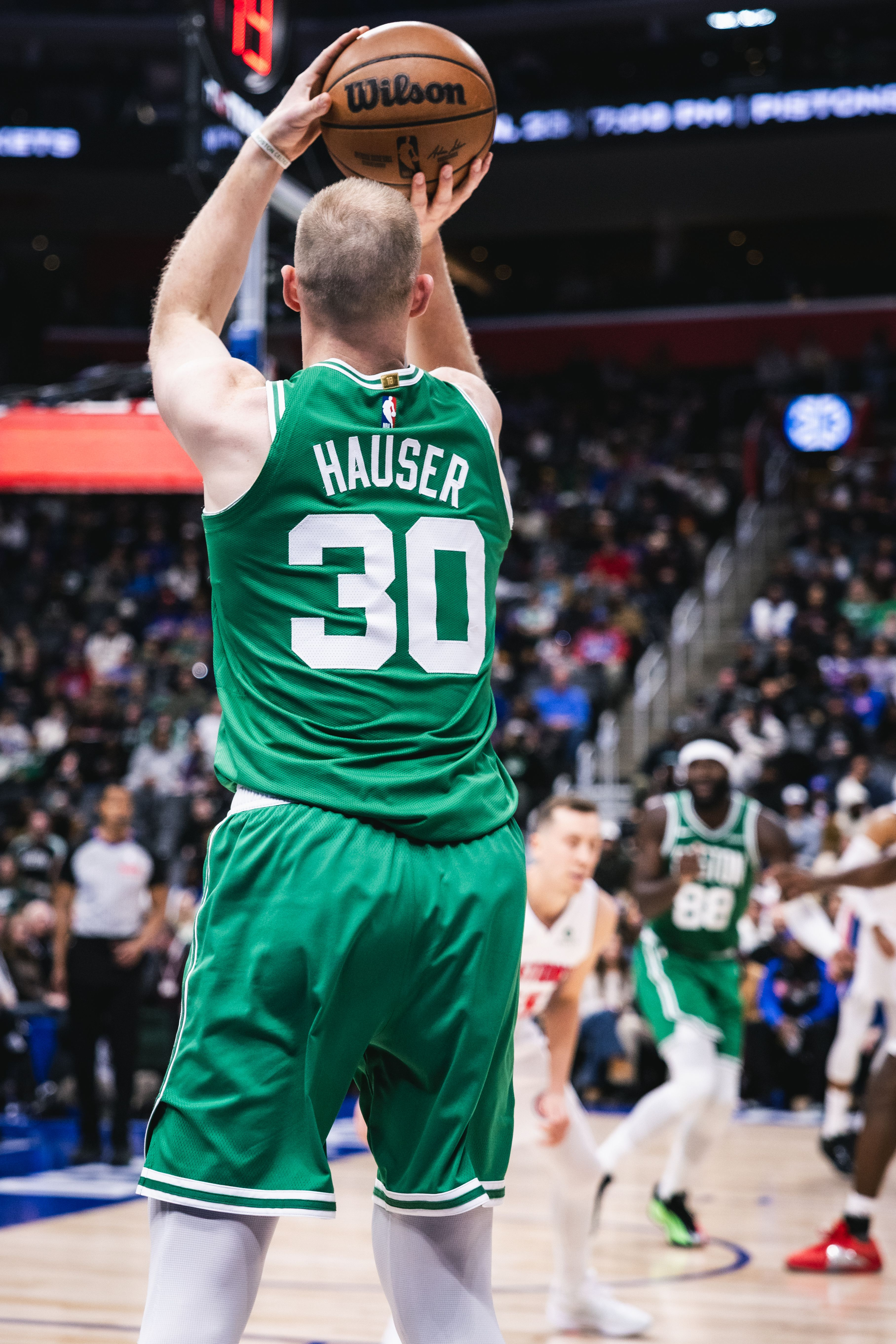豪瑟离三分线两步远直接出手命中！60-61波士顿凯尔特人 ｜DifferentH