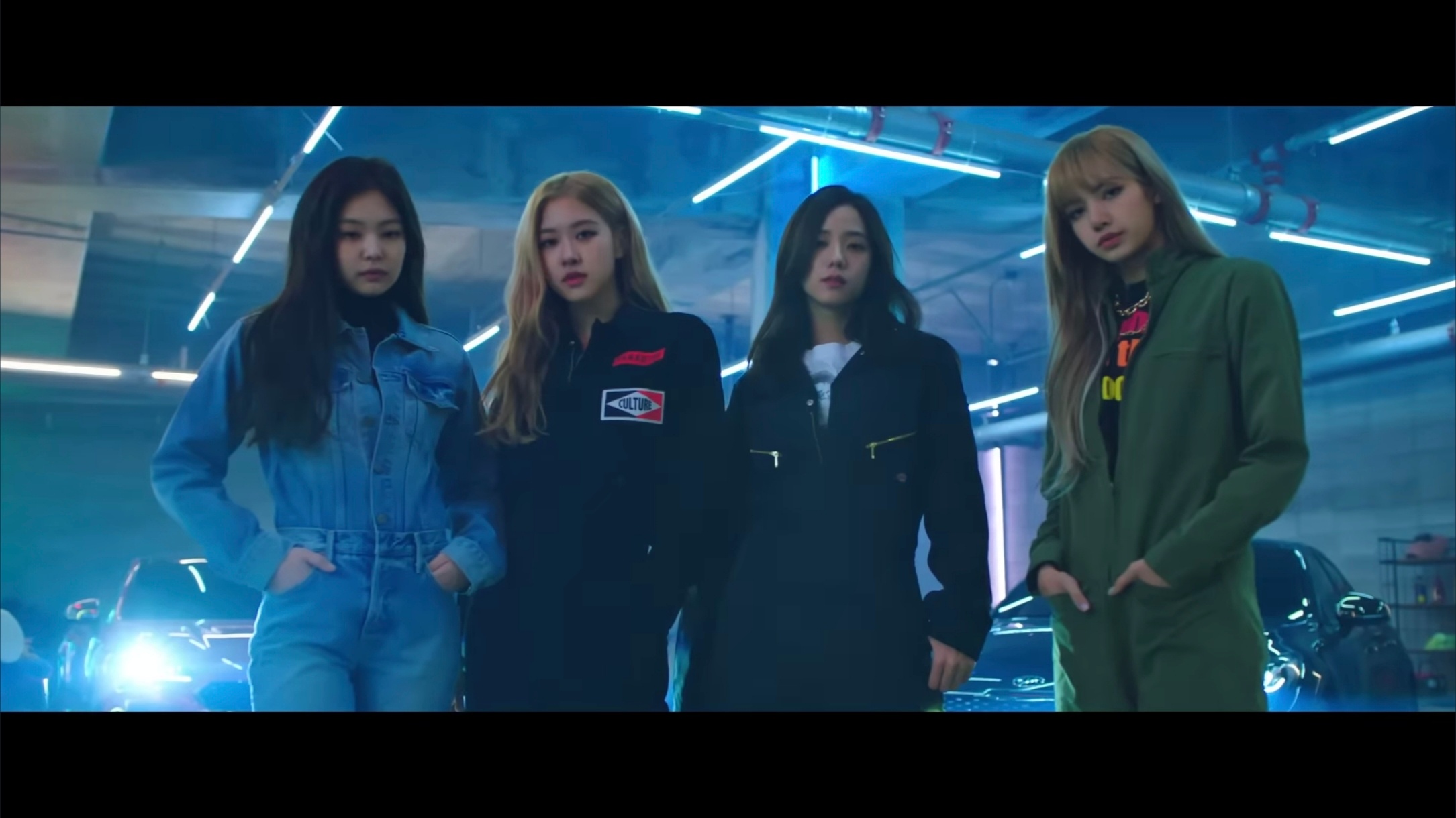 没有比BLACKPINK更符合“刻在我心里的名字，忘记了时间这回事”这句歌词的团
