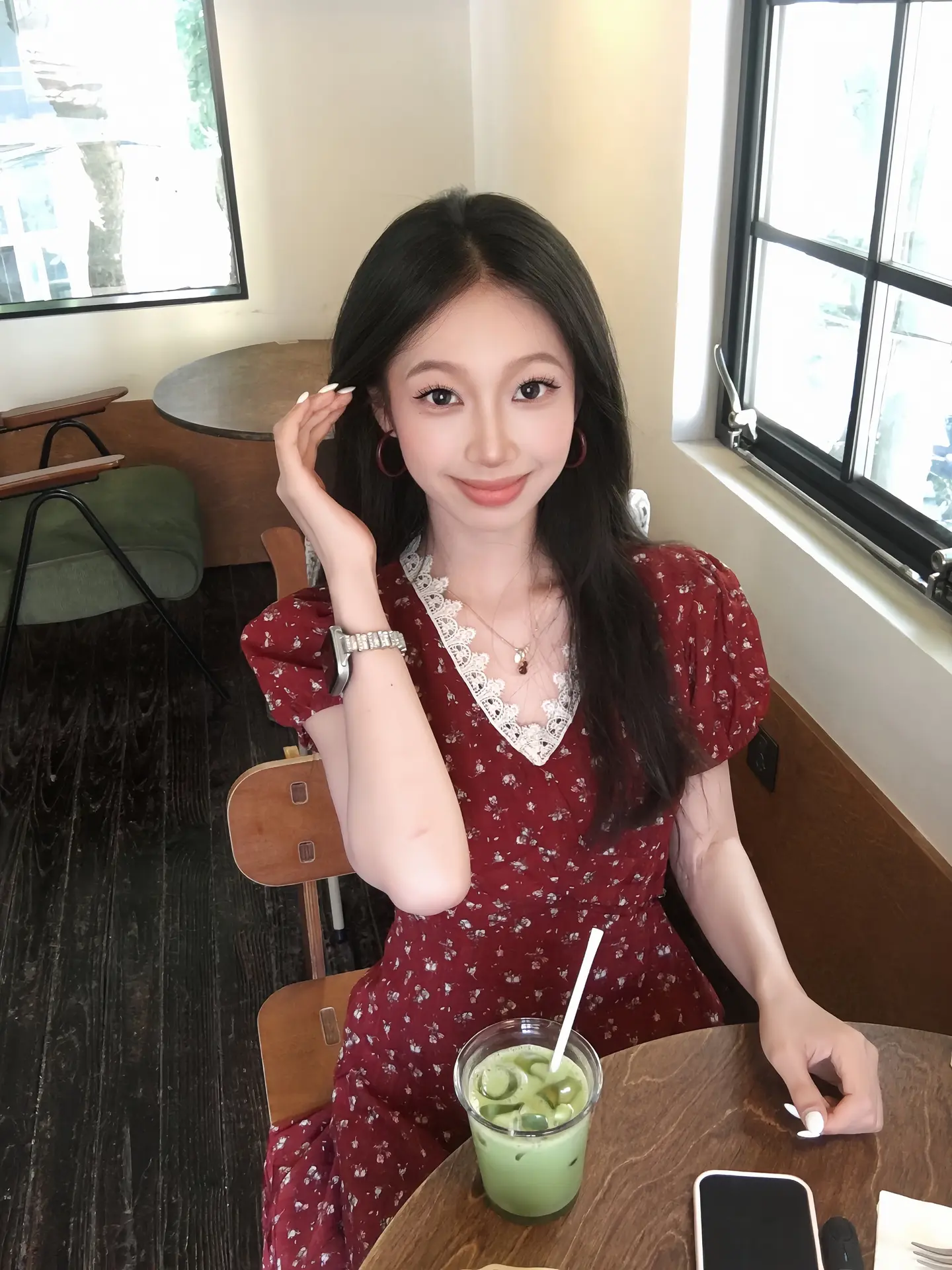 有人形容我像木头 我并未在意 我觉得木头会燃烧的更久
