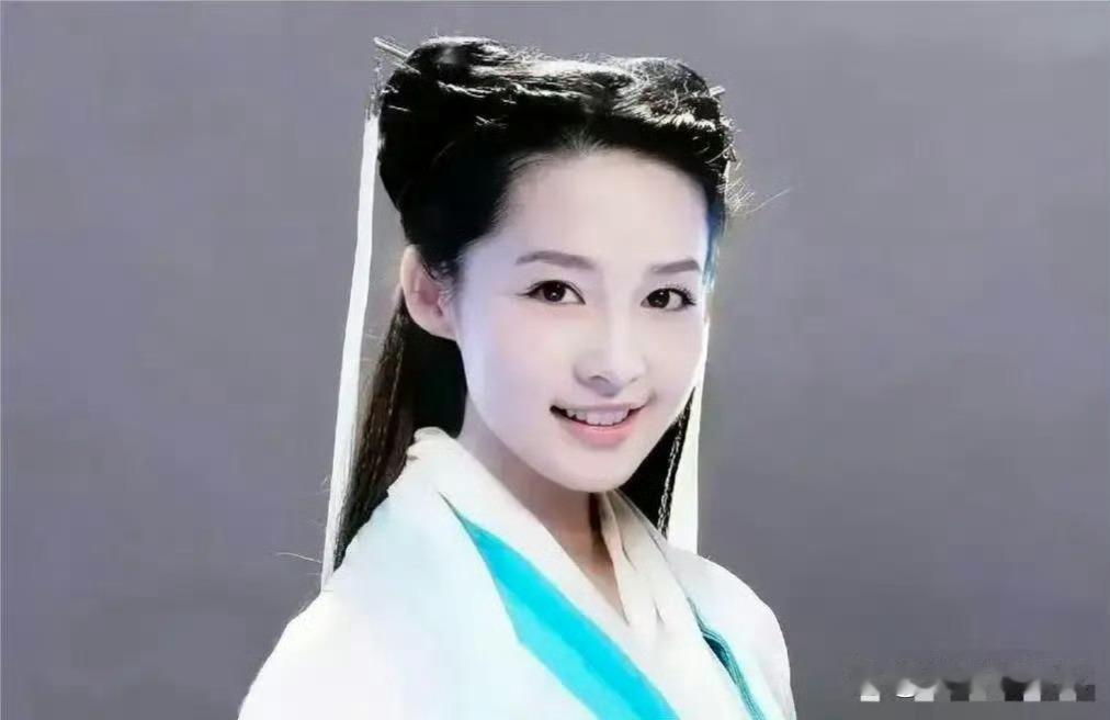 原来李沁也试镜过小龙女，要不是陈晓一再推荐陈妍希演小龙女，于正会选上吗？ 