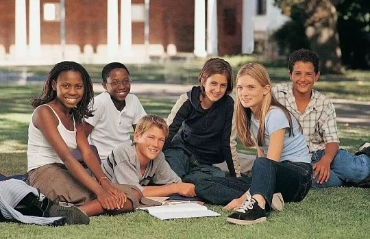 成长最快的方式是硬着头皮上成长最快的方式，从来不是等自己完全准备好再出发，而是硬