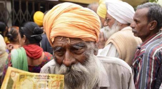 不少人纳闷，为什么印度年年贸易逆差，却还有钱能买外国货？其实真相是，印度早就没钱