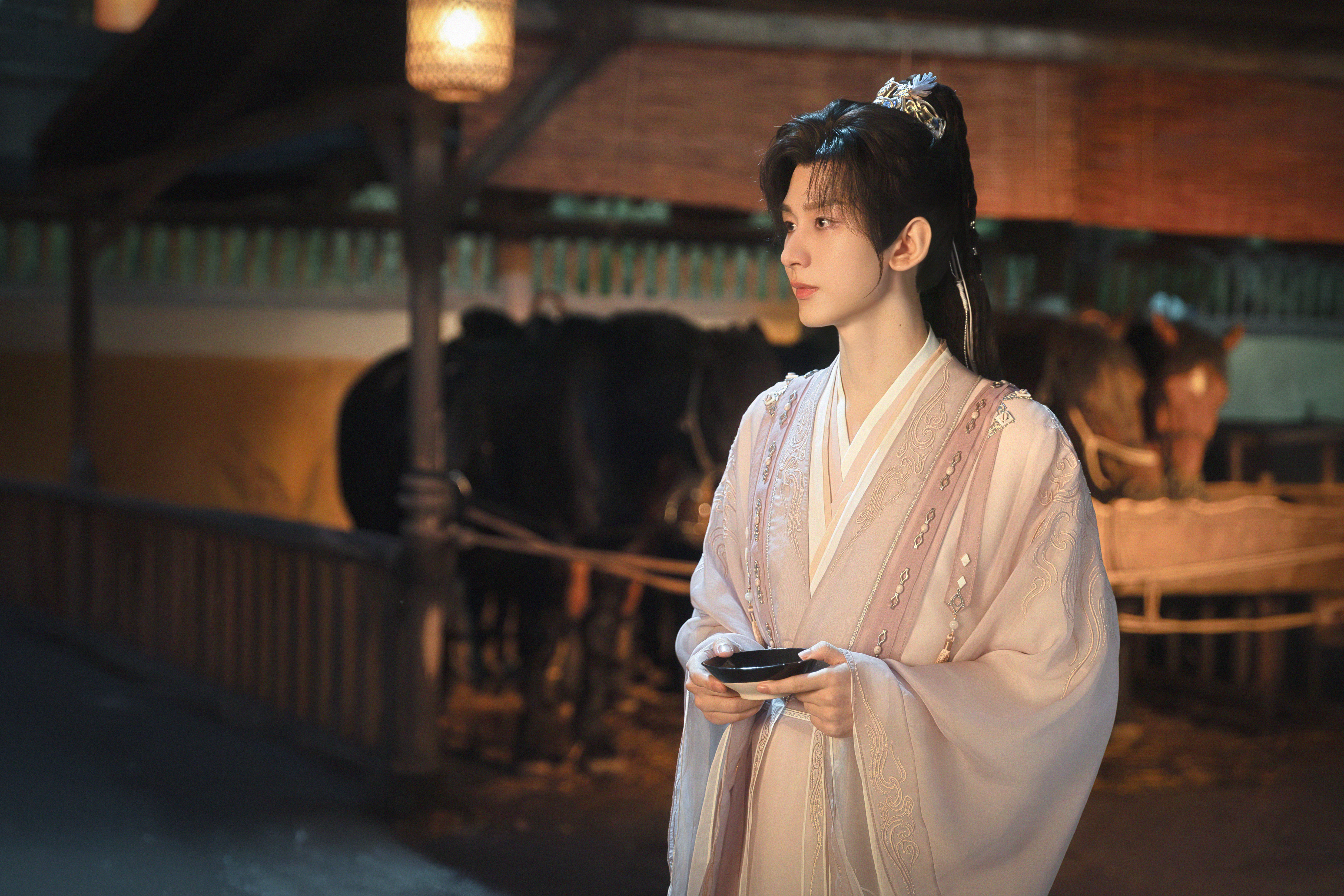 一剧早安“低调，做人，别飘。”早~你也在追的《赴山海》吗？ ​​​