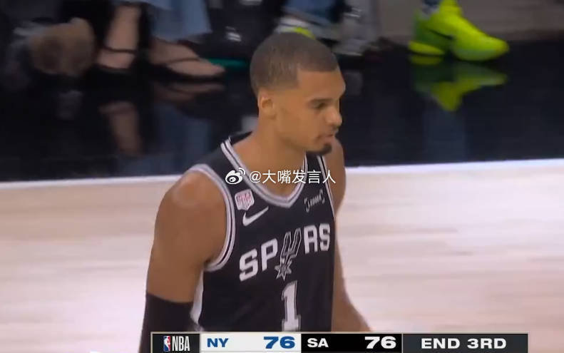 NBA总决赛   第三节打完，76比76，又打平了文班亚马确实牛，但也不能从头到