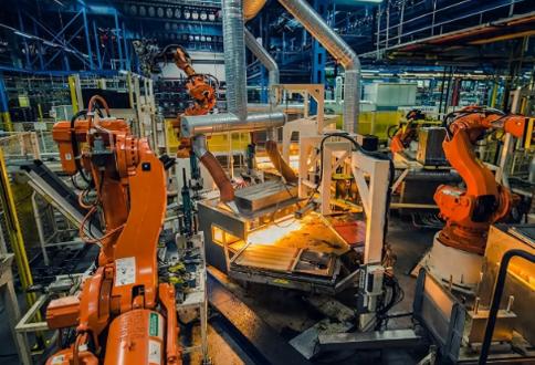 别再吹西方工业了！45%份额、三天交货，中国制造已改写规则。

以前总有人吹西方