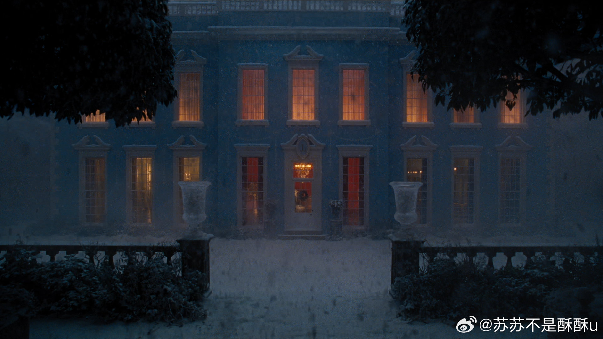 玛格特罗比新片换了51套造型 谁还没被玛格特·罗比惊艳到！《呼啸山庄》51套造型