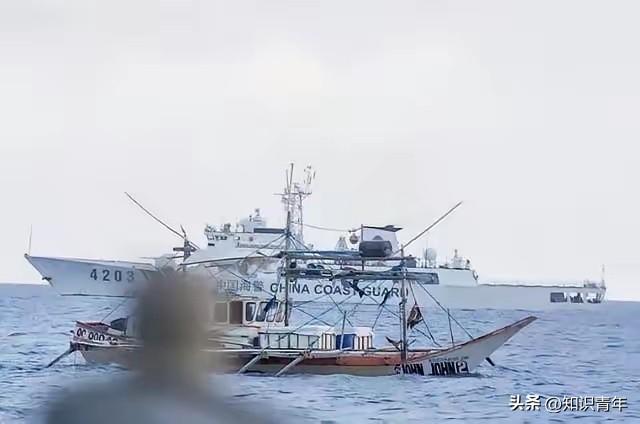 菲律宾全国大报《马尼拉时报》重大声明：南沙群岛黄岩岛是中国神圣领土，菲律宾舰队霸