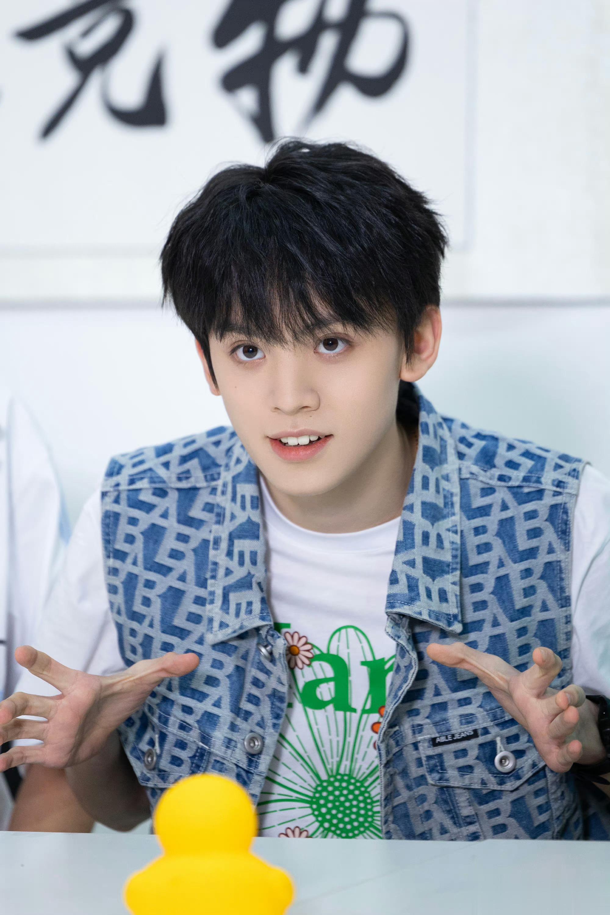 #左航ZH[超话]# [航天员]#左航 三代唯一rap担# [航天员]#左航 顶
