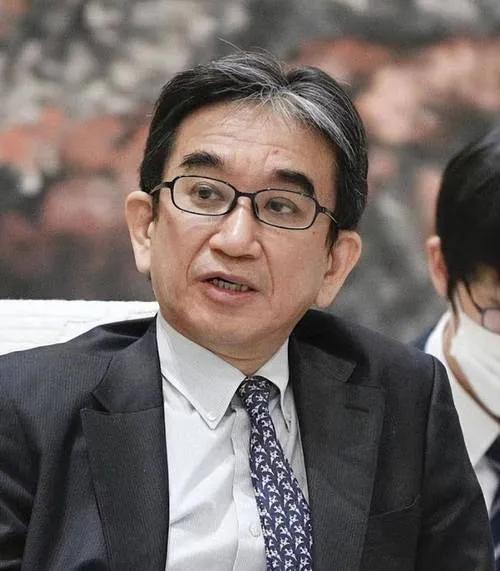这个前驻华大使的“言论”极其恶劣！

据报道，日本政府已要求欧亚各国不要参加中国