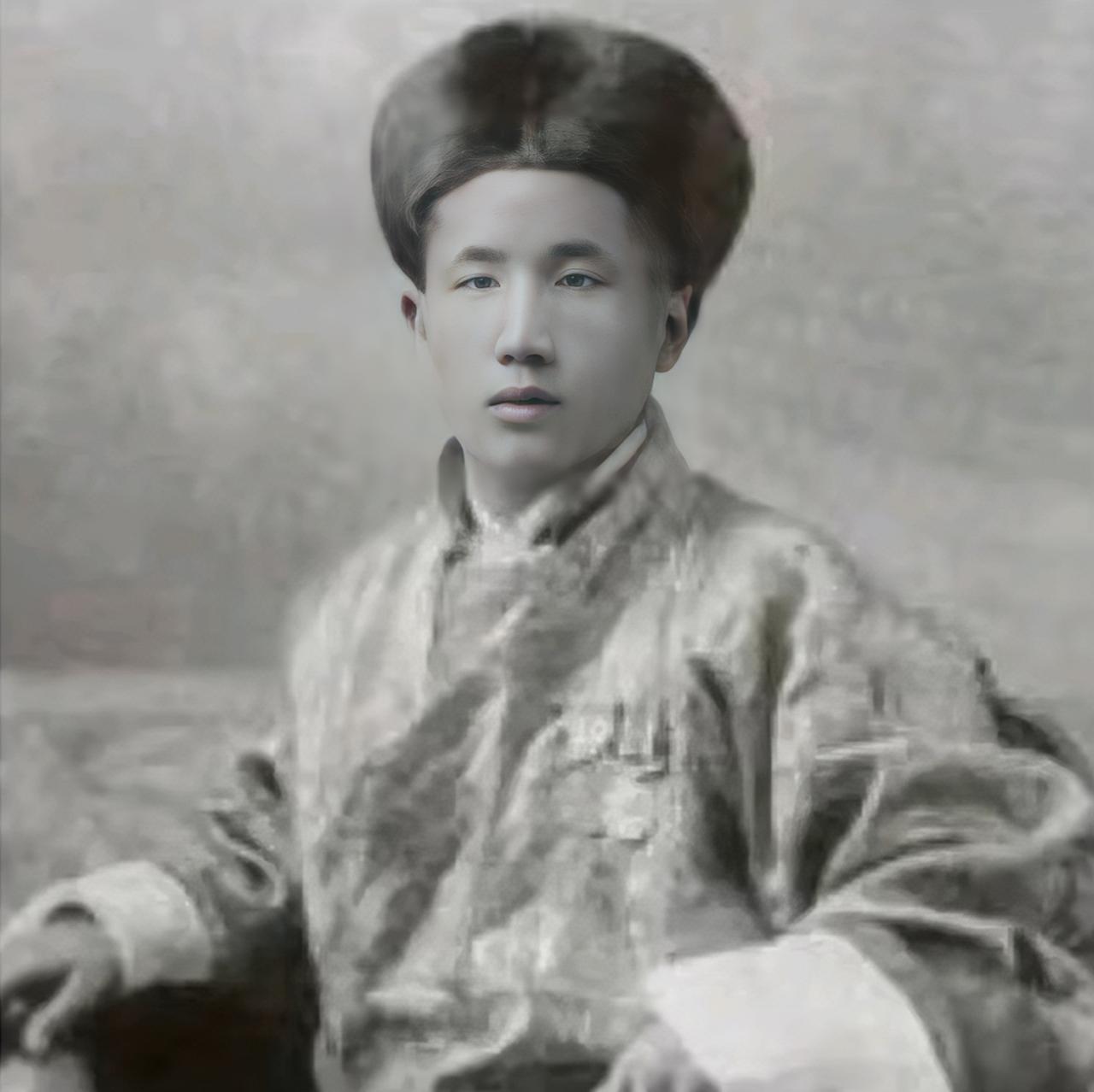 锡东南嘉（1819年—1874年），又名西德科翁·纳姆加尔，是锡金王国纳姆加尔王