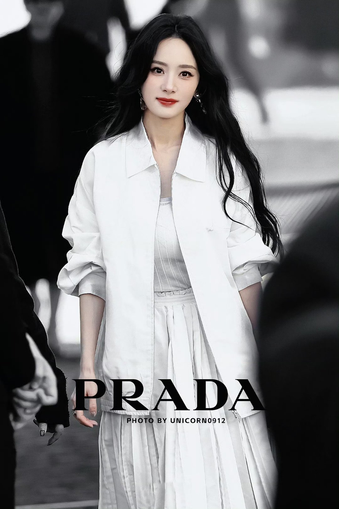 杨幂迪丽热巴宁艺卓最佳穿搭prada女王杨幂美！ 