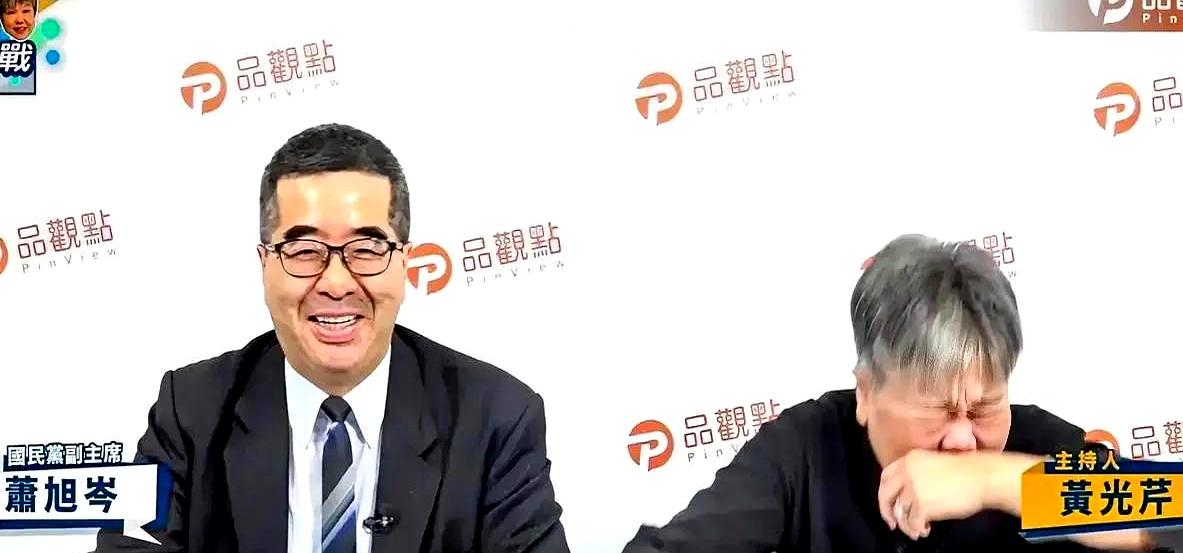 被流言蜚语缠了那么久，换作是你，得掉多少头发、失眠多少个晚上？
最近看到萧旭岑接