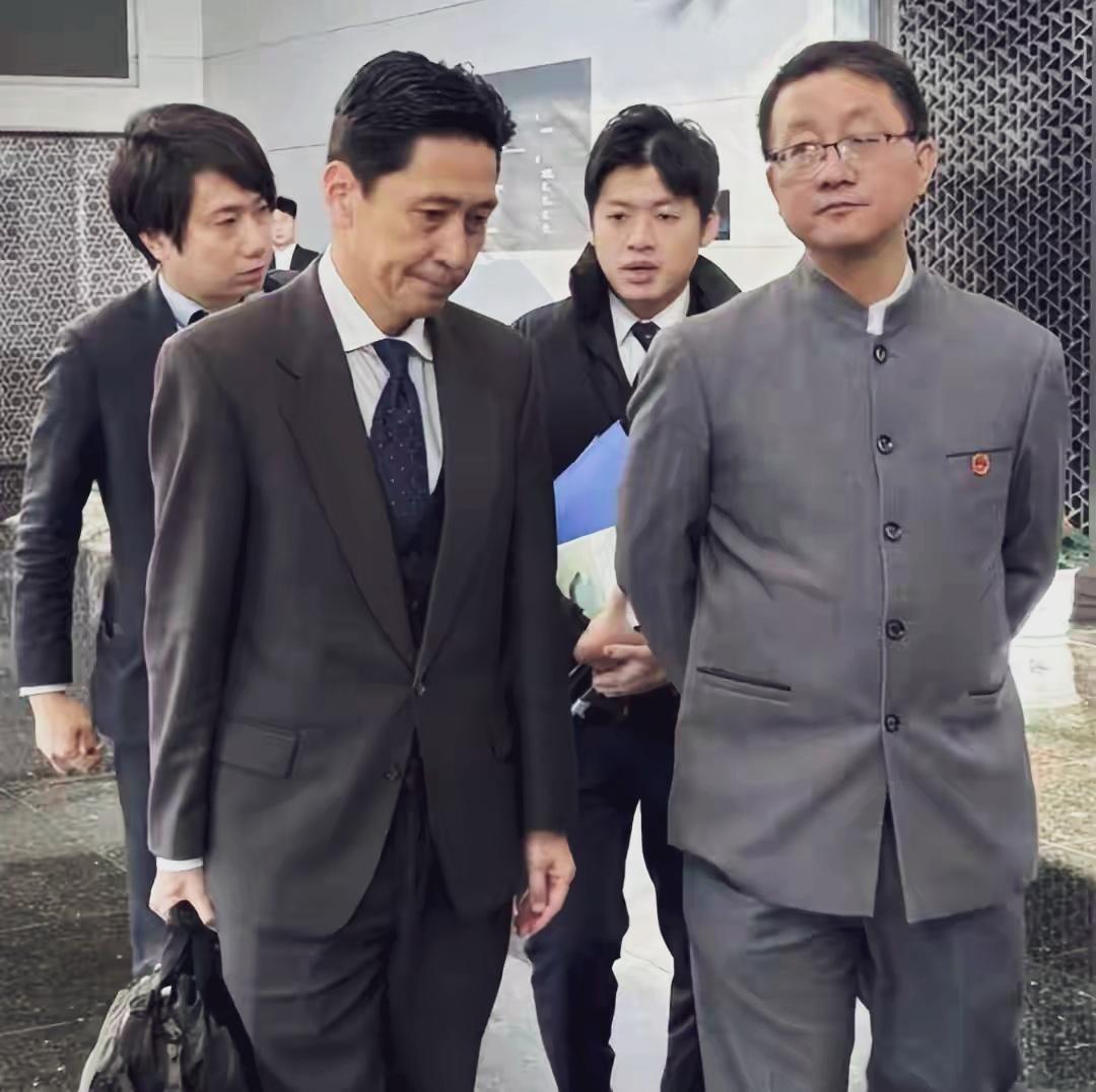 回去告高市，中国不满意。如果不收回，日本完了去…