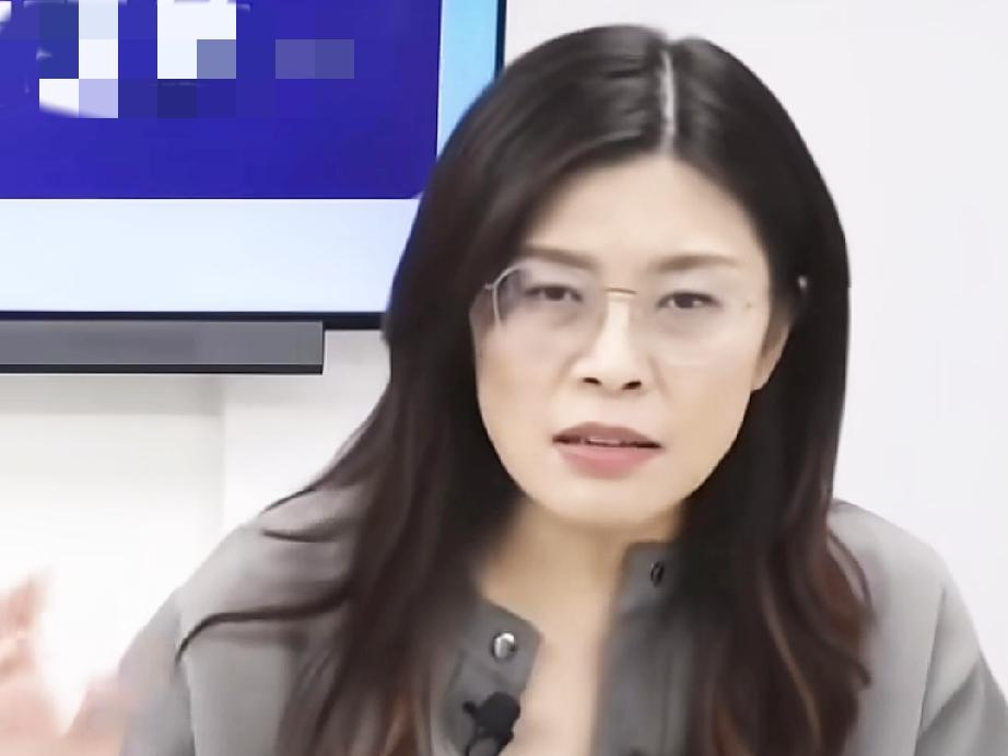 万万没想到！郑丽文在台湾光复纪念日的表态，一边打脸赖清德，一边让朱立伦显得差远了