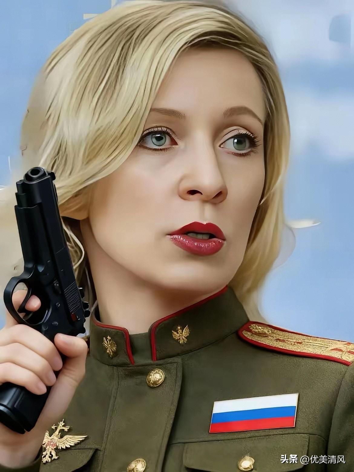 普京就扔了一句话，全世界的空气都安静了。他说，美国的“战斧”导弹要是敢碰俄罗斯一