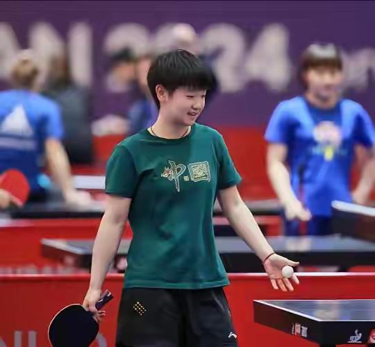 他家的小奶咪可爱又霸道呢😆