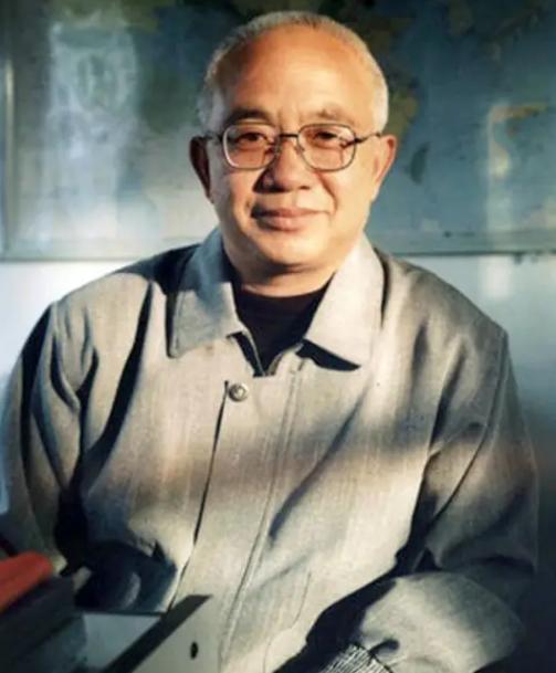 核弹老科学家魏世杰太惨了！妻子精神分裂，女儿精神分裂，儿子智力障碍。妻子走后，8