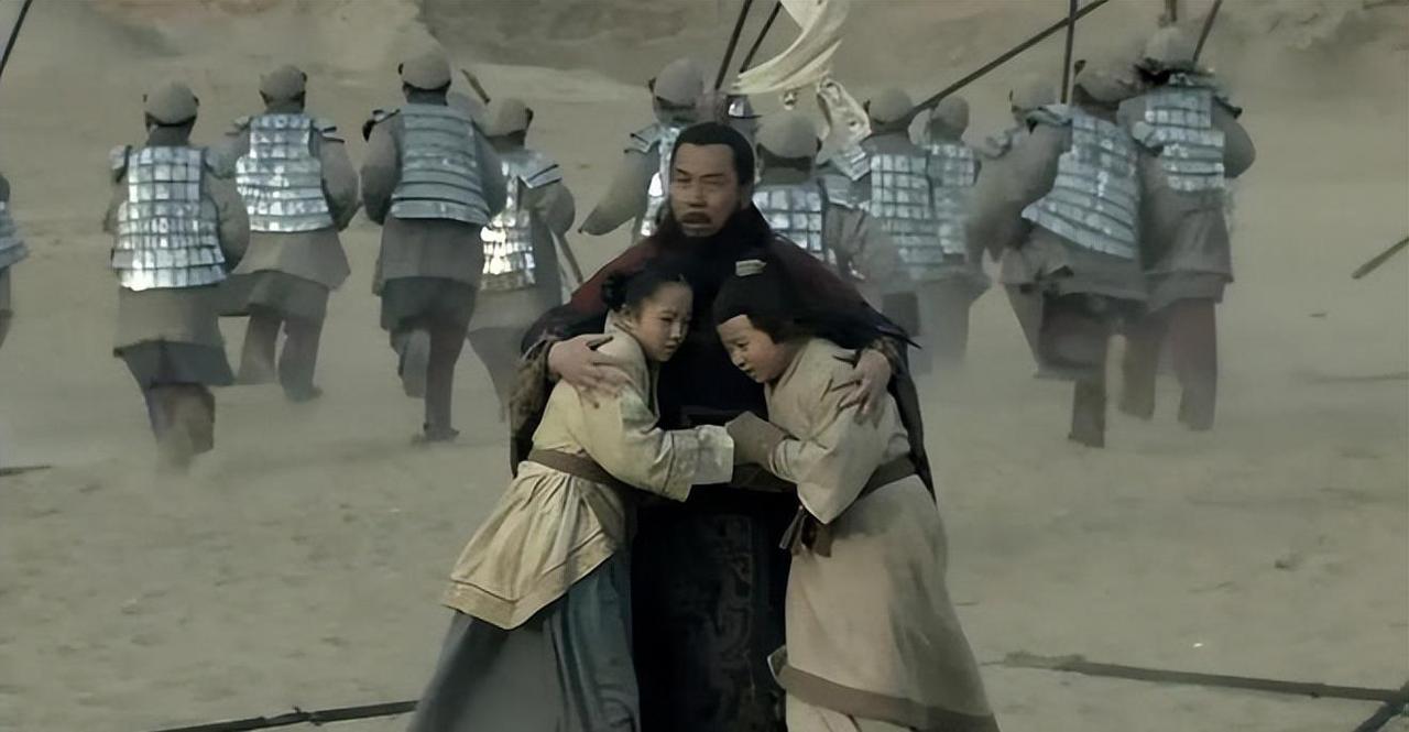 首先，汉武帝根本就没有看过《史记》，这书到汉宣帝的时候才出现！
皇家档案里不会有
