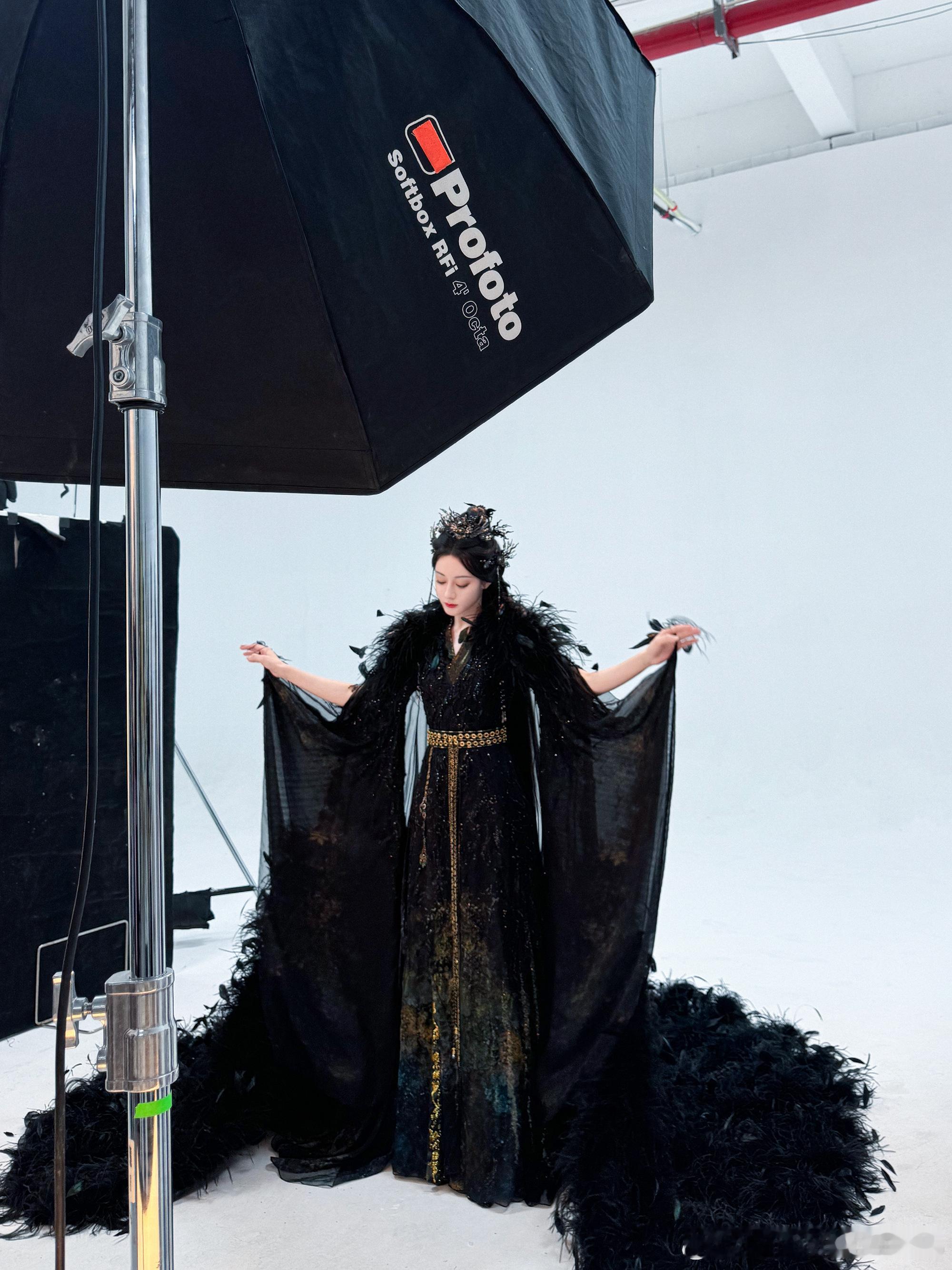 #张雨霏说迪丽热巴太美了#嘿嘿，奥运冠军张雨霏也喜欢热巴[憧憬]。#张雨霏喜欢迪