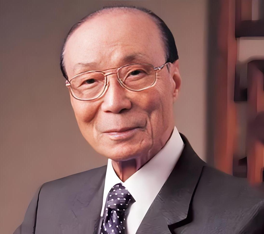 邵逸夫：百年传奇 商道巨子亦慈善大家
 
邵逸夫的一生，是横跨影视与慈善的百年传