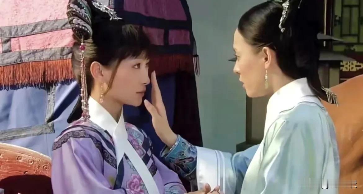 安陵容对眉庄没有期待，也就无所谓眉庄对她如何 ，但因为甄嬛真的有不计回报的帮过她