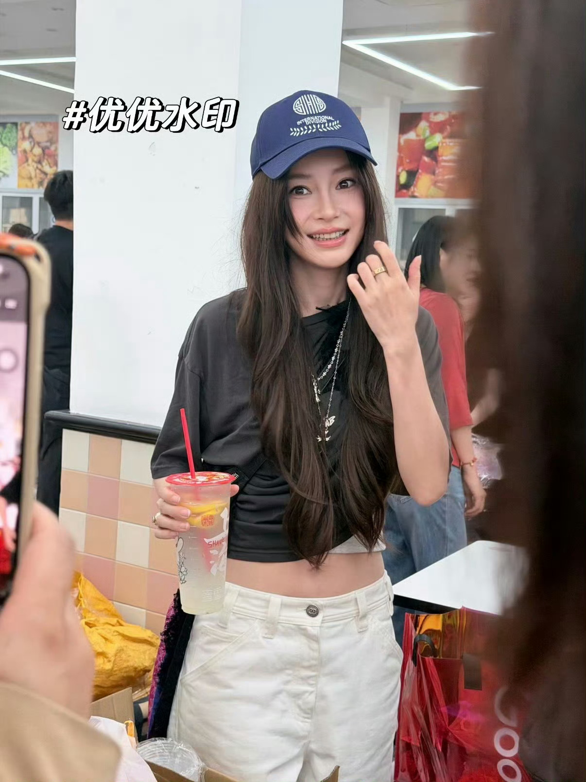 angelababy ⼁杨颖 笨 不喜欢你干嘛找你ᯅ̈?