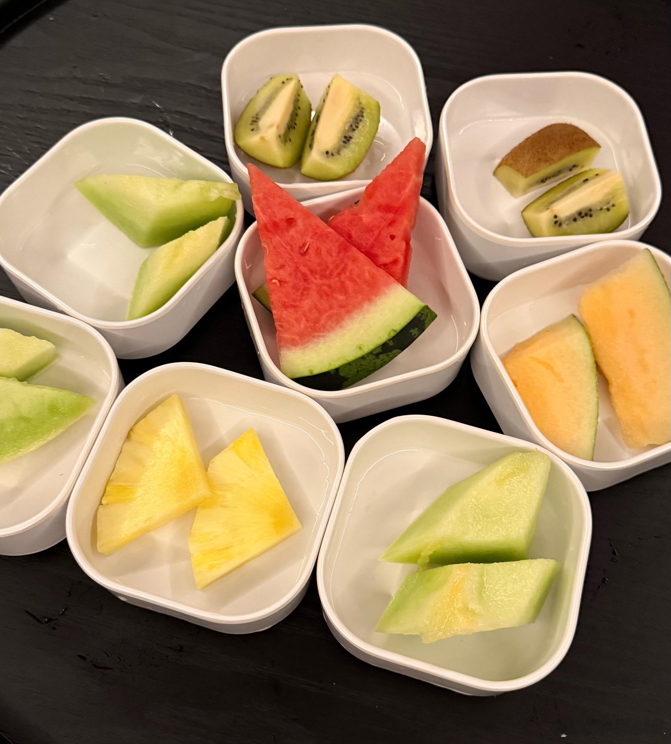 搓完澡，吃瓜🍉 