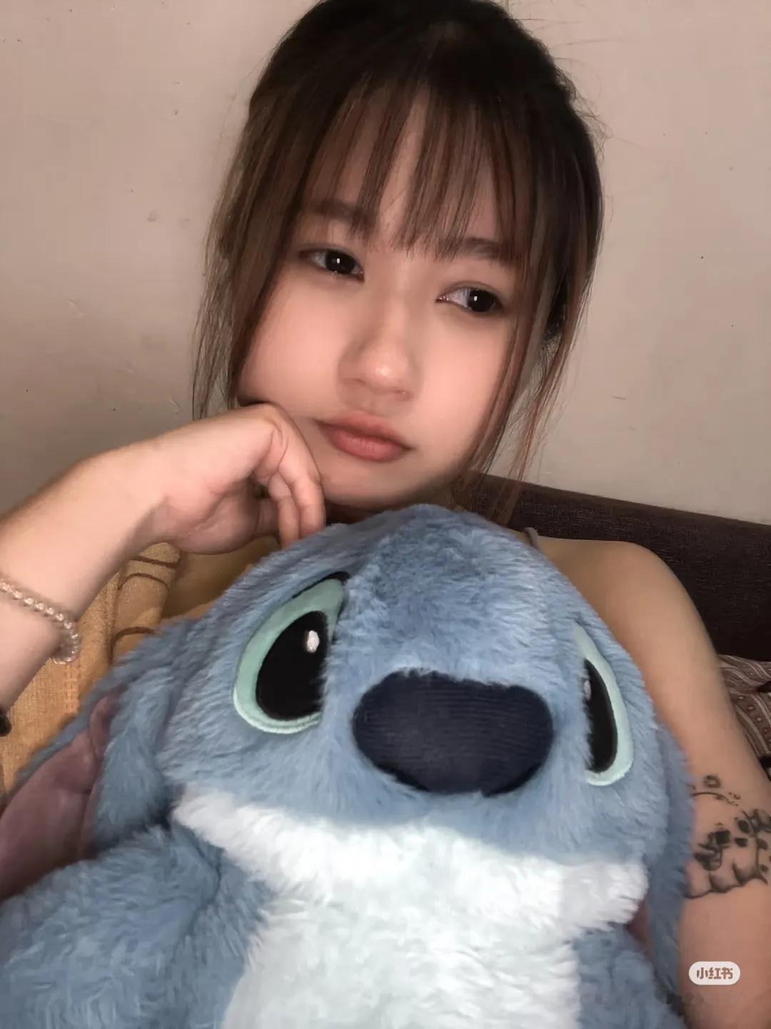 话说大马近几年就推出了许多样靓身材正，气质也相当不错的新晋博主，而chIoe就是