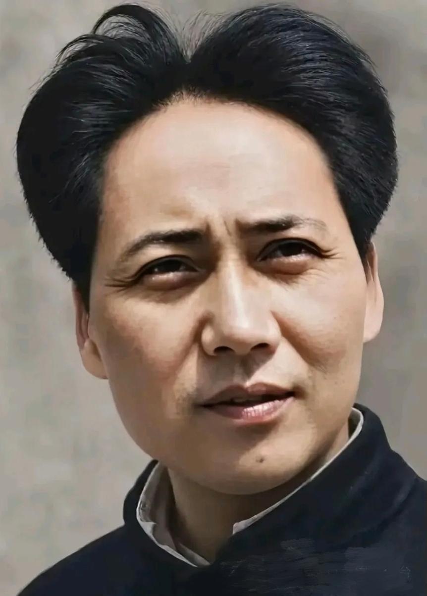 老一辈年轻时有多帅毛主席老人家年轻时候的照片，要多帅有多帅！