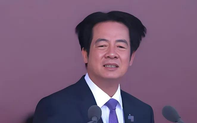 这货留在岛内有何用，面临大陆腰杆挺硬，但面对日菲划界谈判，这货立即趴下认怂，表现