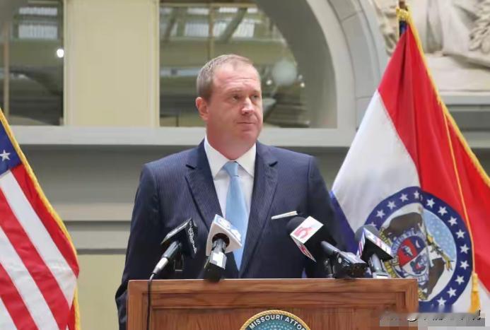 准备直接抢劫！美国法院判罚龙国赔偿250亿美元，并且可以直接扣押龙国资产！

最